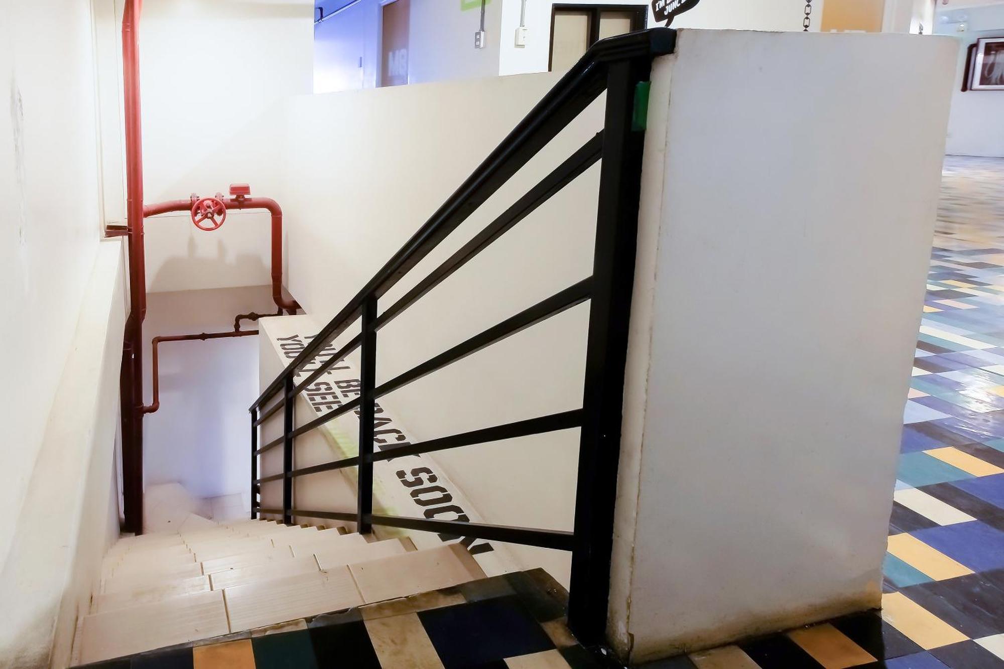 Spot On Junction Hostel Makati City Buitenkant foto