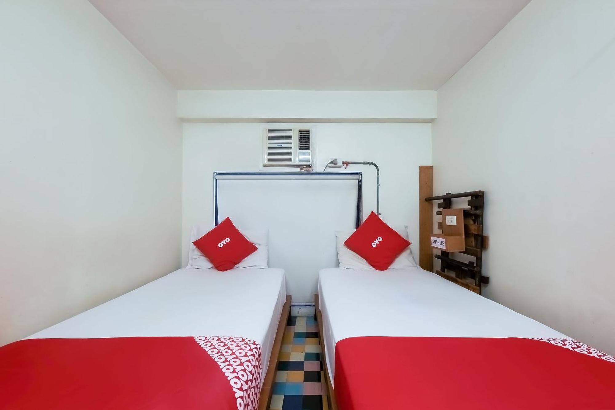 Spot On Junction Hostel Makati City Buitenkant foto