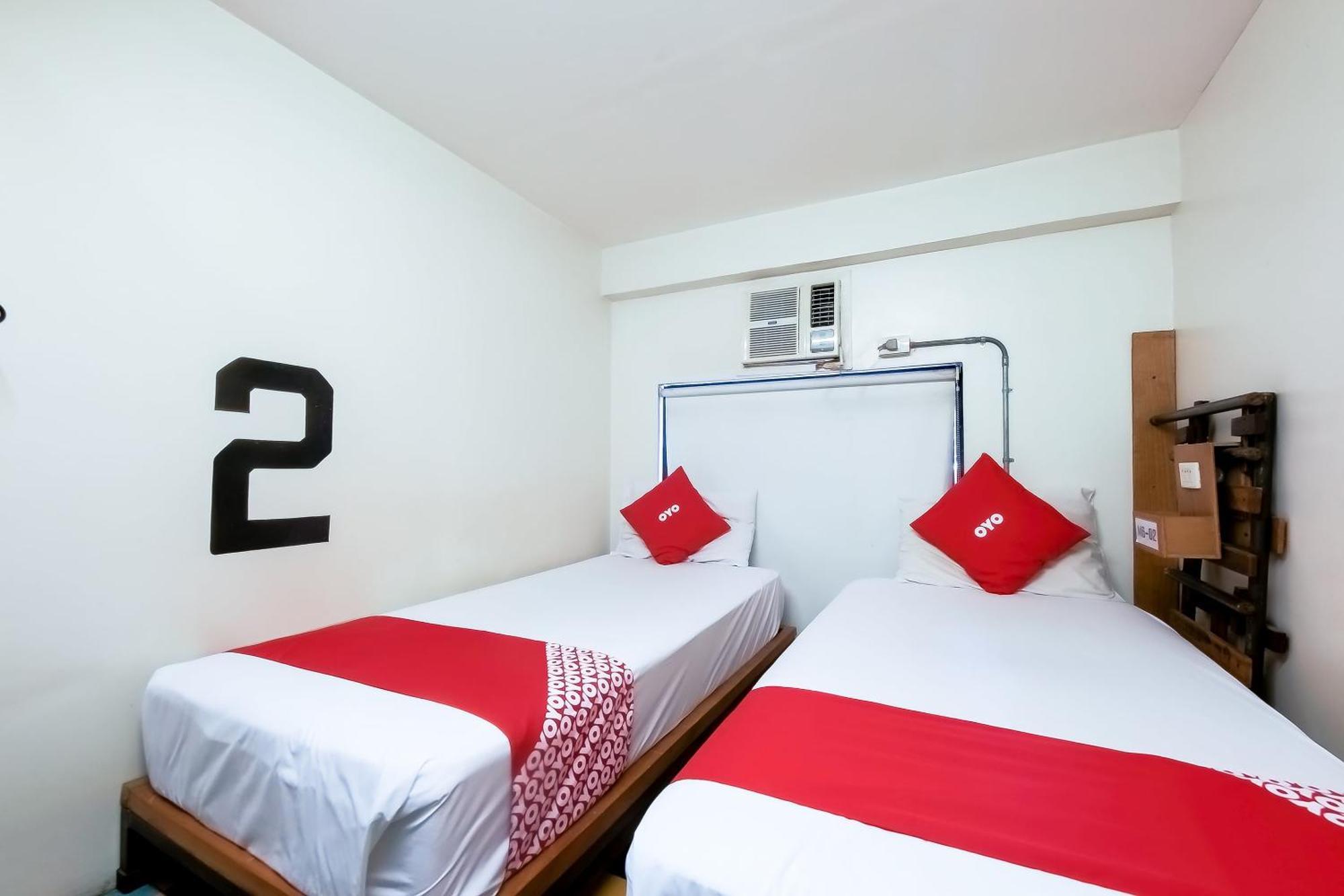 Spot On Junction Hostel Makati City Buitenkant foto