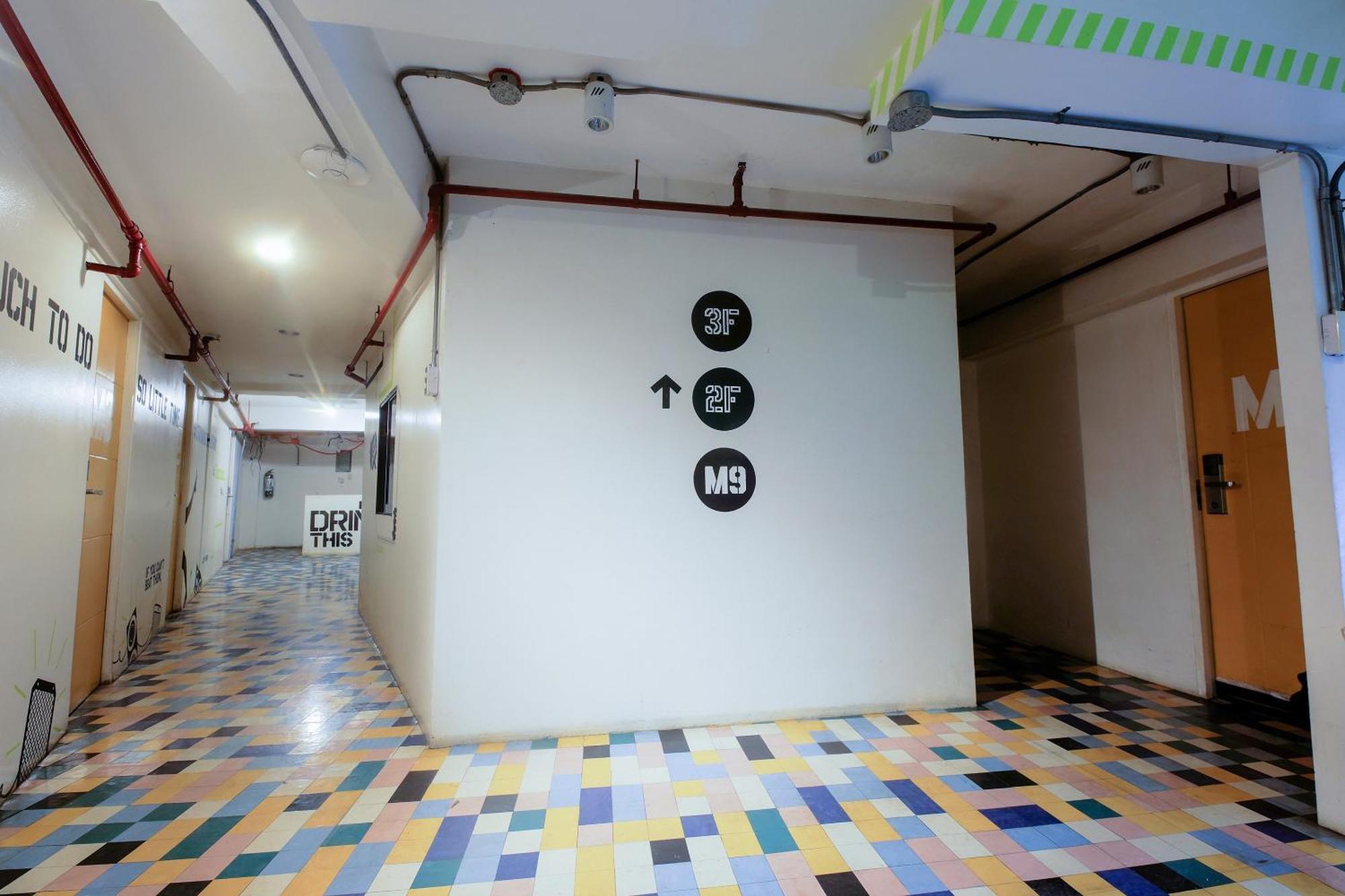 Spot On Junction Hostel Makati City Buitenkant foto