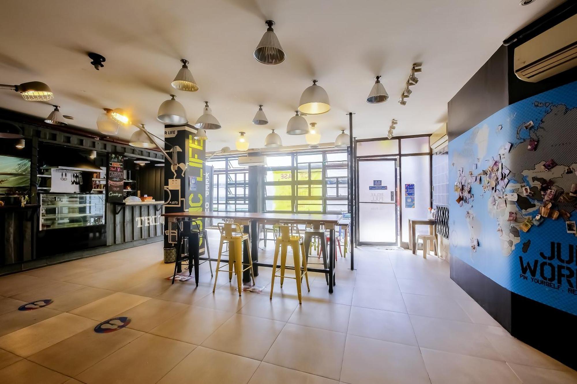 Spot On Junction Hostel Makati City Buitenkant foto